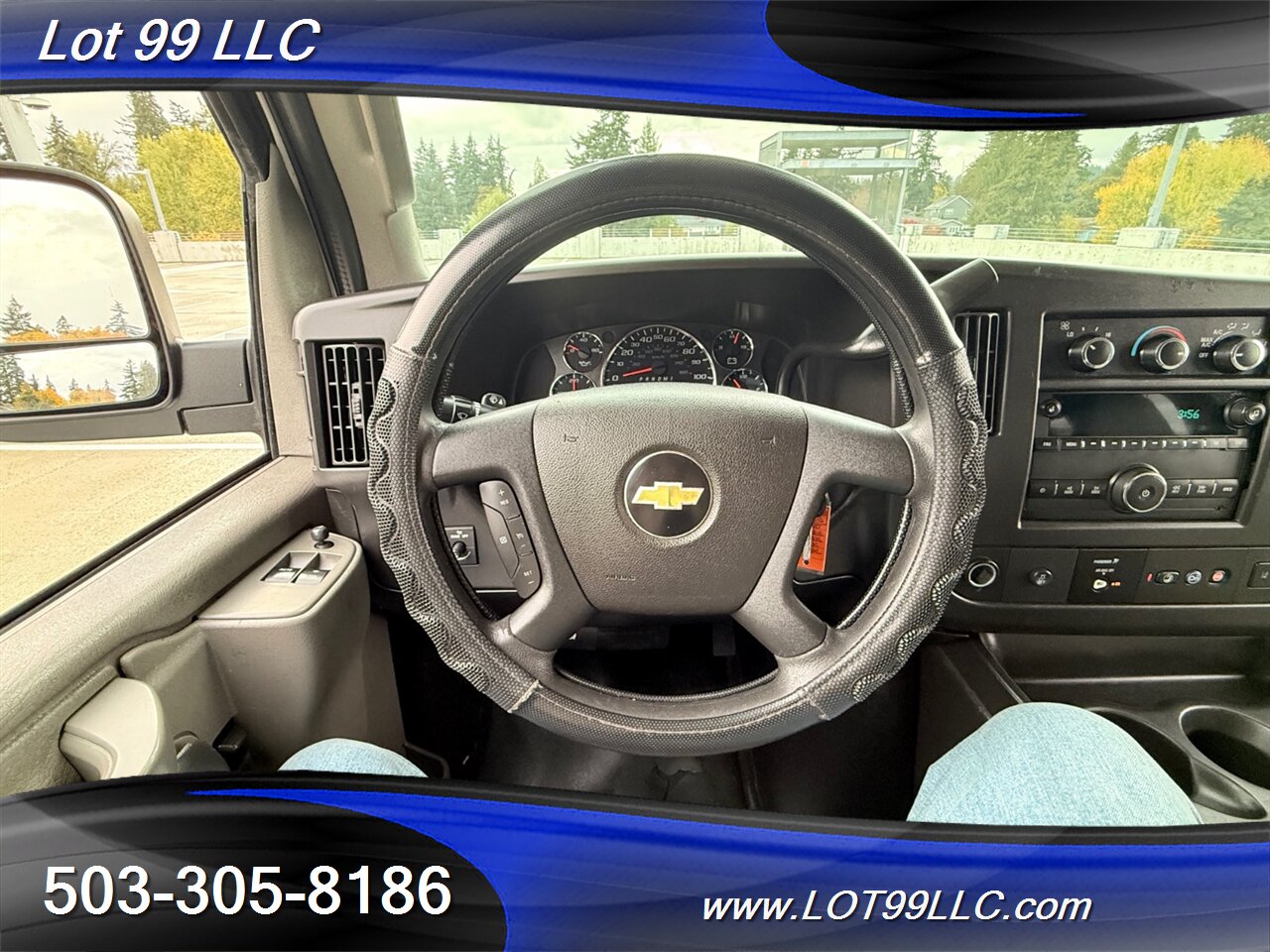 2020 Chevrolet Express LT 3500 12 Passenger Van 6.0L V8 Collision Warning Lane Departure Warning System Cruise Control Keyless Start - Photo 13 - Milwaukie, OR 97267
