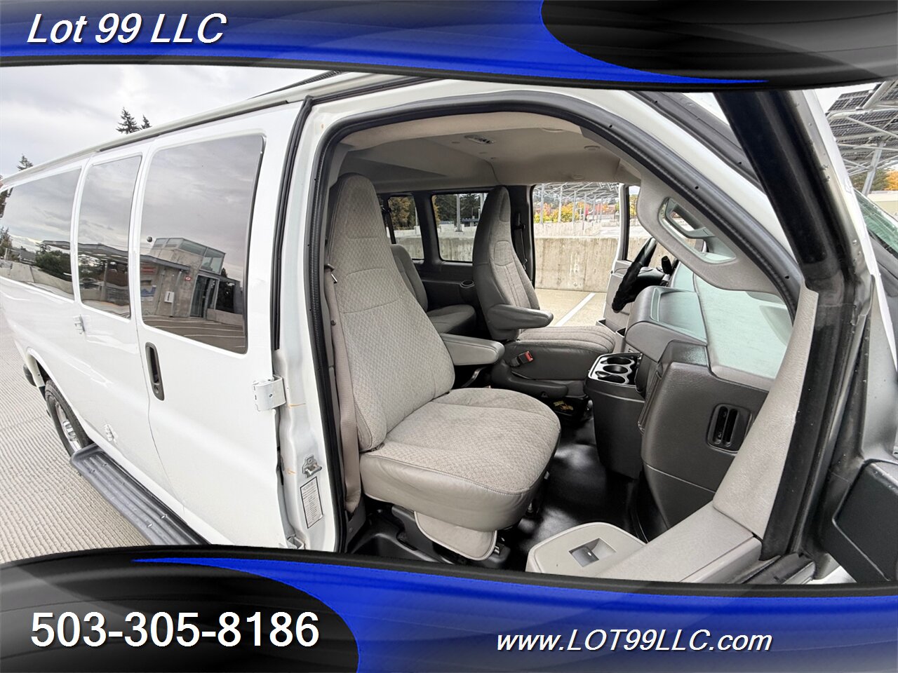 2020 Chevrolet Express LT 3500 12 Passenger Van 6.0L V8 Collision Warning Lane Departure Warning System Cruise Control Keyless Start - Photo 16 - Milwaukie, OR 97267