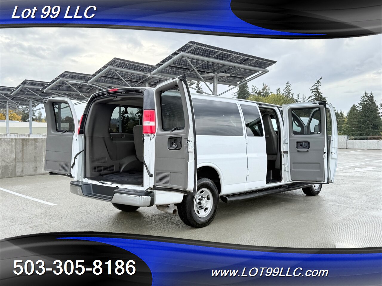 2020 Chevrolet Express LT 3500 12 Passenger Van 6.0L V8 Collision Warning Lane Departure Warning System Cruise Control Keyless Start - Photo 28 - Milwaukie, OR 97267