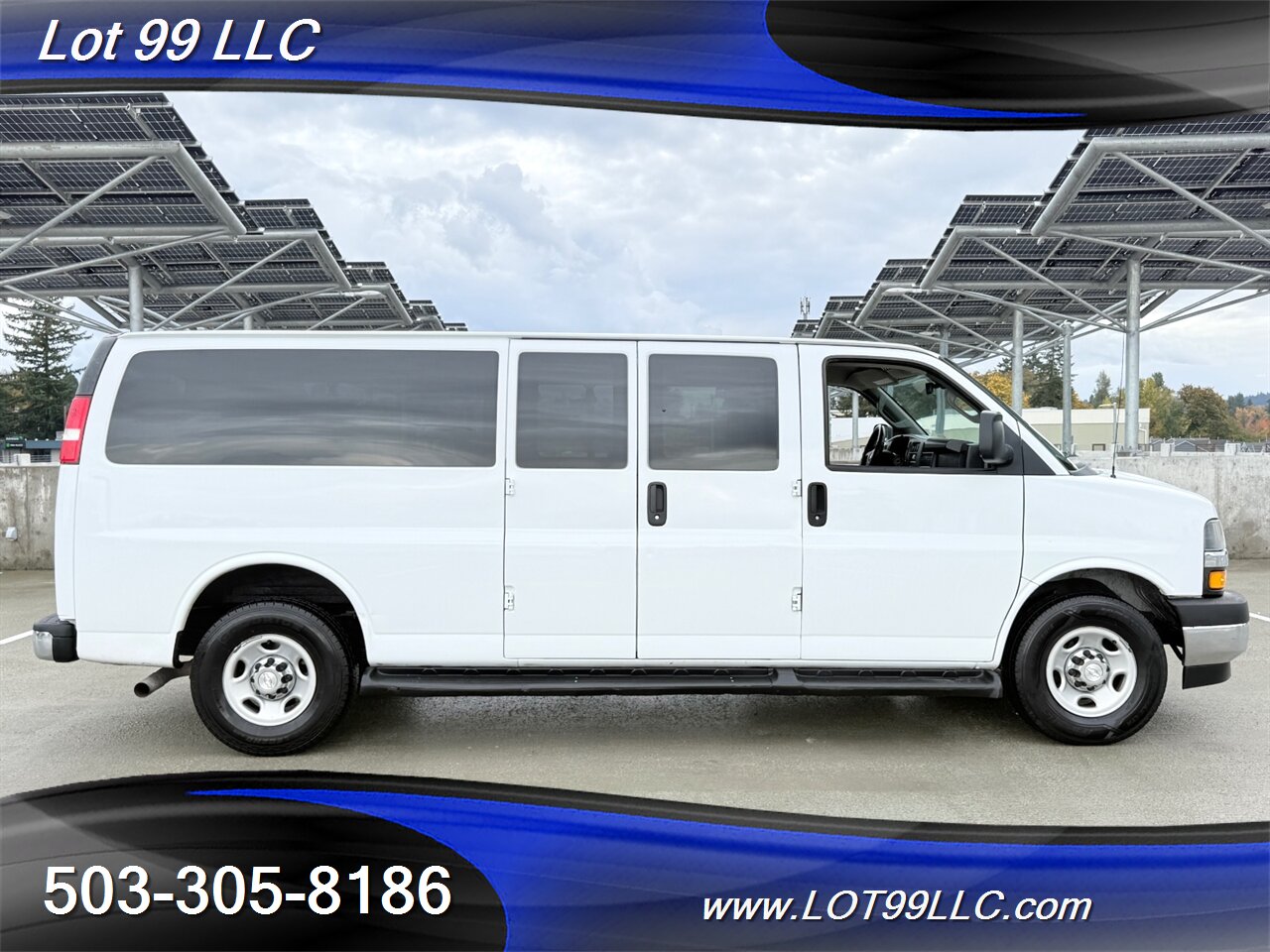 2020 Chevrolet Express LT 3500 12 Passenger Van 6.0L V8 Collision Warning Lane Departure Warning System Cruise Control Keyless Start - Photo 6 - Milwaukie, OR 97267