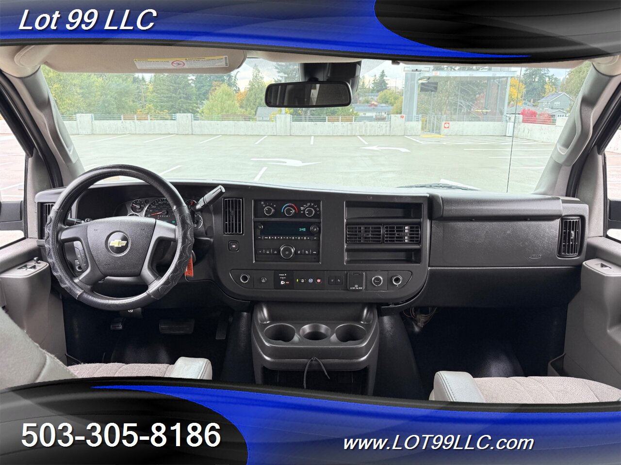 2020 Chevrolet Express LT 3500 12 Passenger Van 6.0L V8 Collision Warning Lane Departure Warning System Cruise Control Keyless Start - Photo 11 - Milwaukie, OR 97267