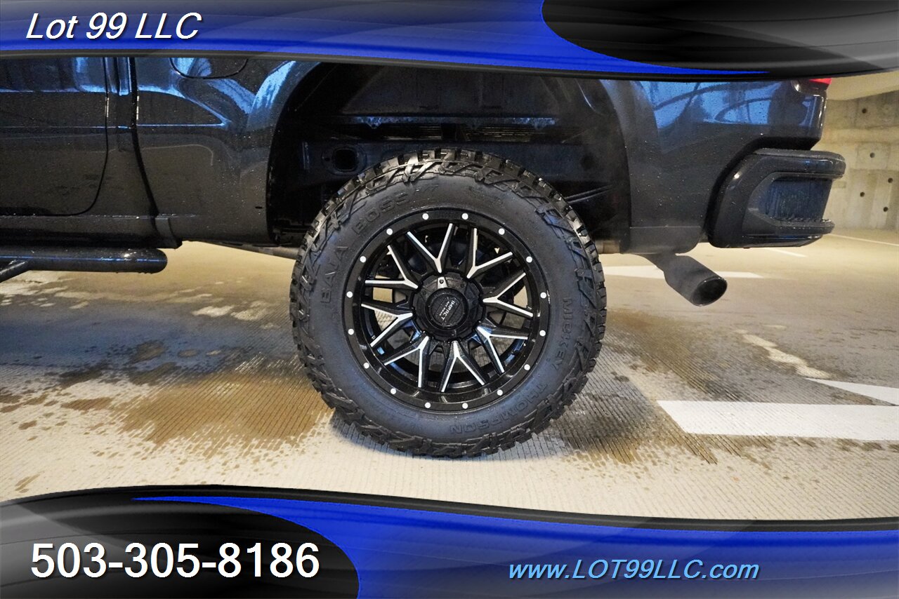 2019 Chevrolet Silverado 1500 LT 4x4 Crew Cab LIFTED 20 Wheels OFF ROAD TIRES - Photo 3 - Milwaukie, OR 97267
