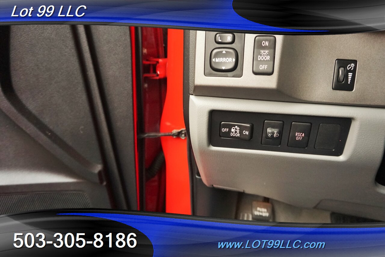 2010 Toyota Tundra SR5 V8 5.7L Auto Short Bed NEWER TIRES 2 OWNERS   - Photo 25 - Milwaukie, OR 97267