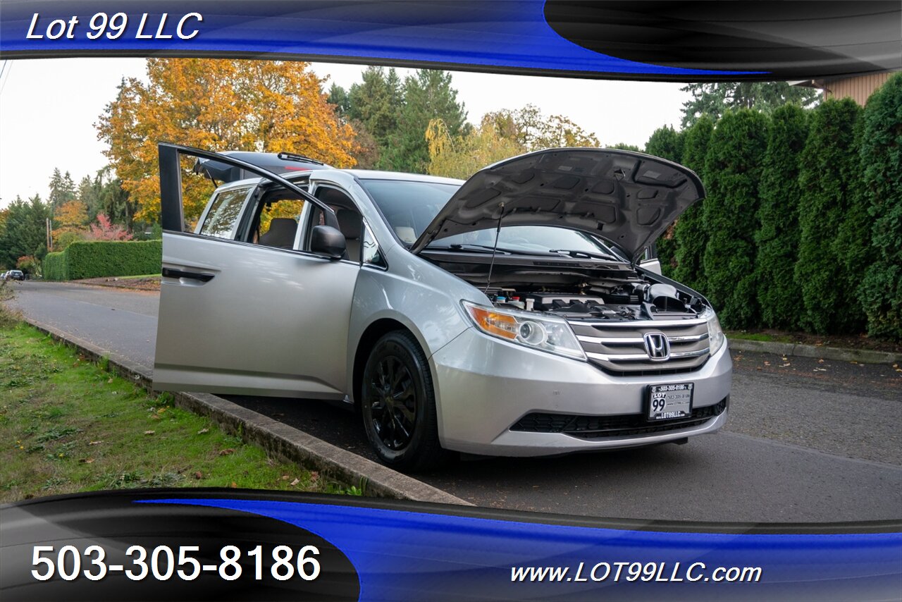 2012 Honda Odyssey LX 82k Miles ** WHEELCHAIR VAN **   - Photo 51 - Milwaukie, OR 97267
