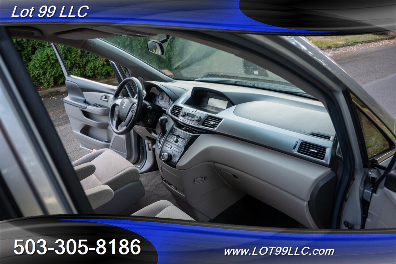 2012 Honda Odyssey LX 82k Miles ** WHEELCHAIR VAN **   - Photo 42 - Milwaukie, OR 97267