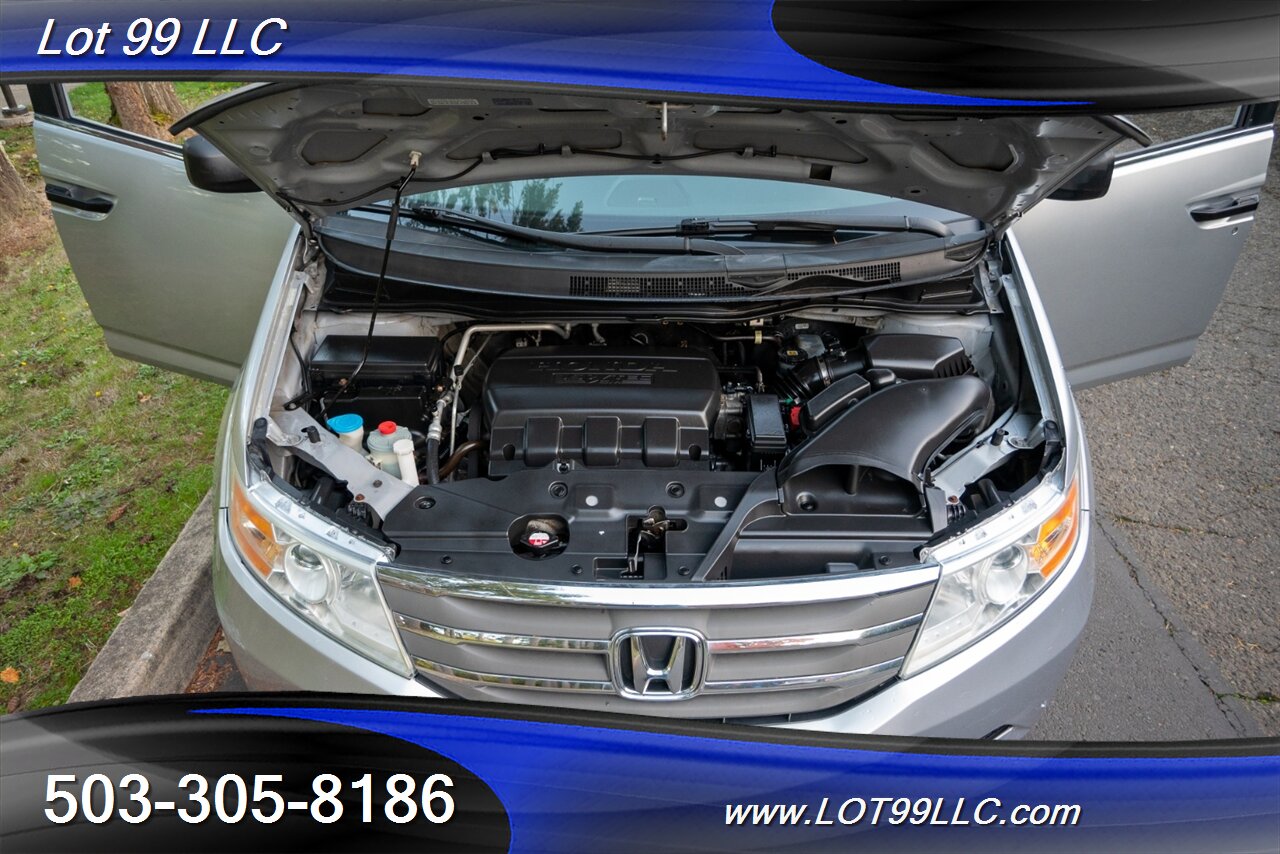 2012 Honda Odyssey LX 82k Miles ** WHEELCHAIR VAN **   - Photo 49 - Milwaukie, OR 97267
