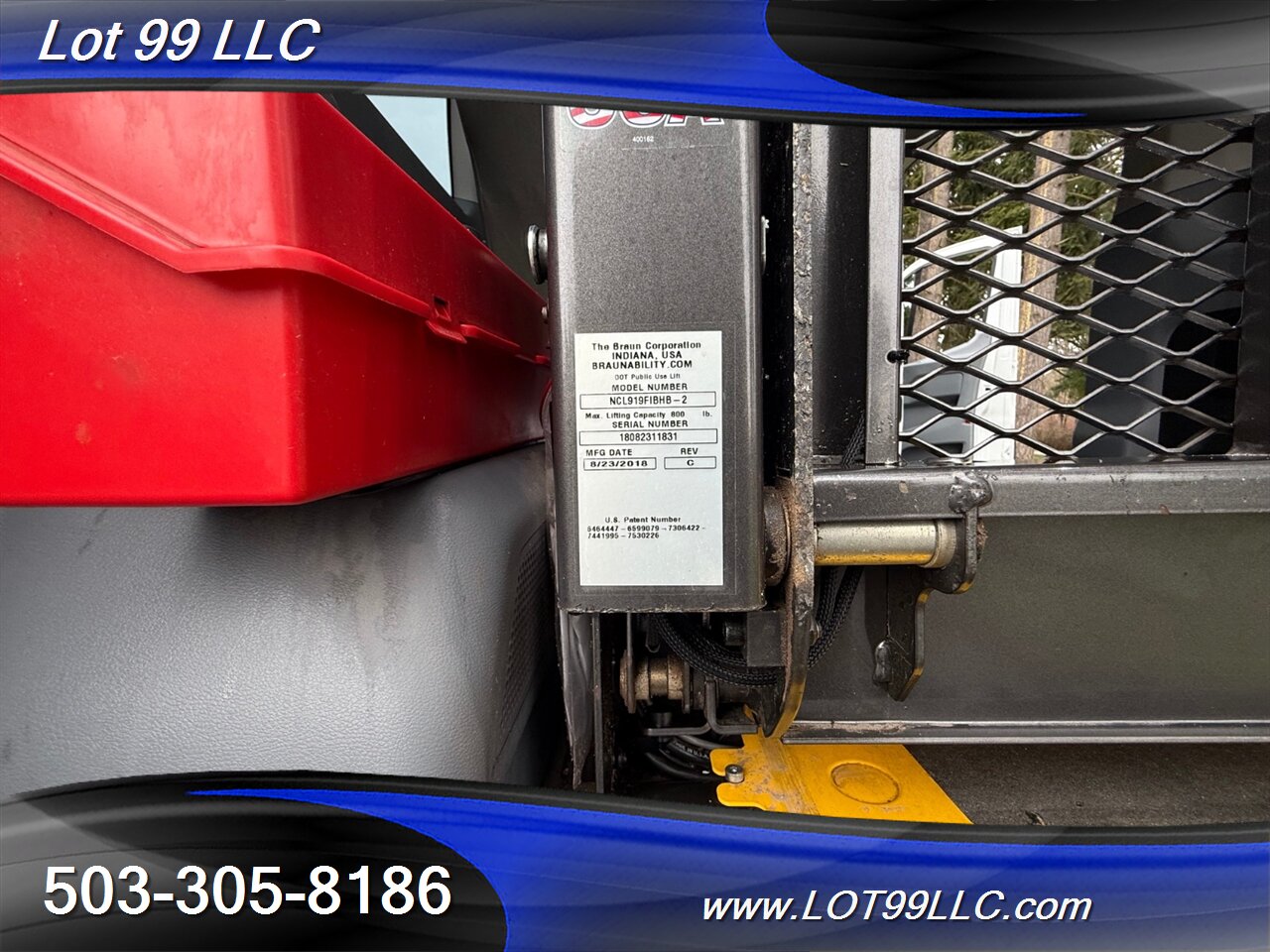 2018 Ford Transit Mid Roof 95k ** WHEELCHAIR VAN **  5 Passenger Vinyl Seats Braun Rear Lift Backup Camera - Photo 45 - Milwaukie, OR 97267