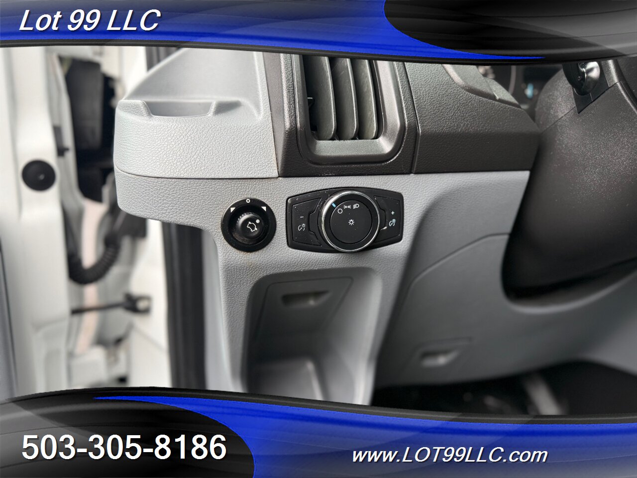 2018 Ford Transit Mid Roof 95k ** WHEELCHAIR VAN **  5 Passenger Vinyl Seats Braun Rear Lift Backup Camera - Photo 31 - Milwaukie, OR 97267
