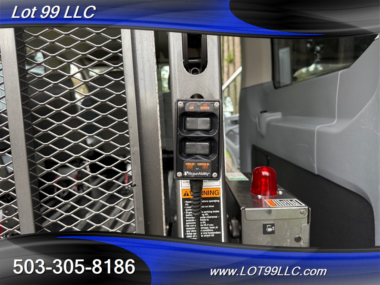 2018 Ford Transit Mid Roof 95k ** WHEELCHAIR VAN **  5 Passenger Vinyl Seats Braun Rear Lift Backup Camera - Photo 44 - Milwaukie, OR 97267