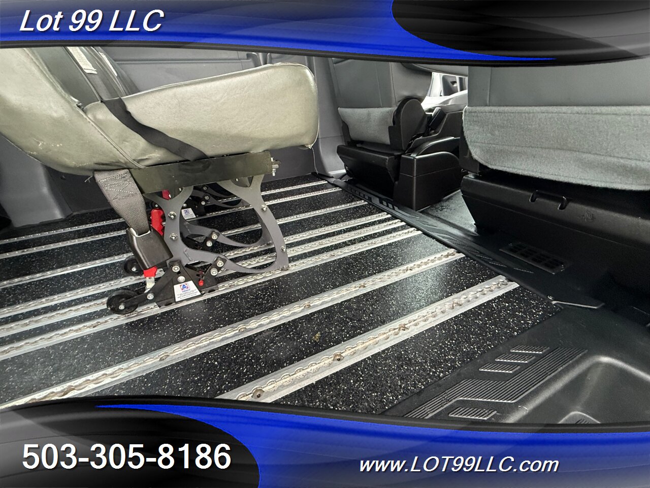 2018 Ford Transit Mid Roof 95k ** WHEELCHAIR VAN **  5 Passenger Vinyl Seats Braun Rear Lift Backup Camera - Photo 60 - Milwaukie, OR 97267