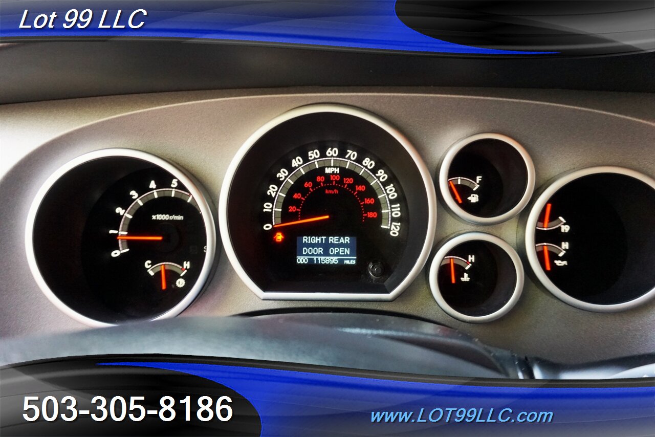 2013 Toyota Tundra Platinum 4x4 V8 5.7L Leather LIFTED NEW TIRES - Photo 19 - Milwaukie, OR 97267