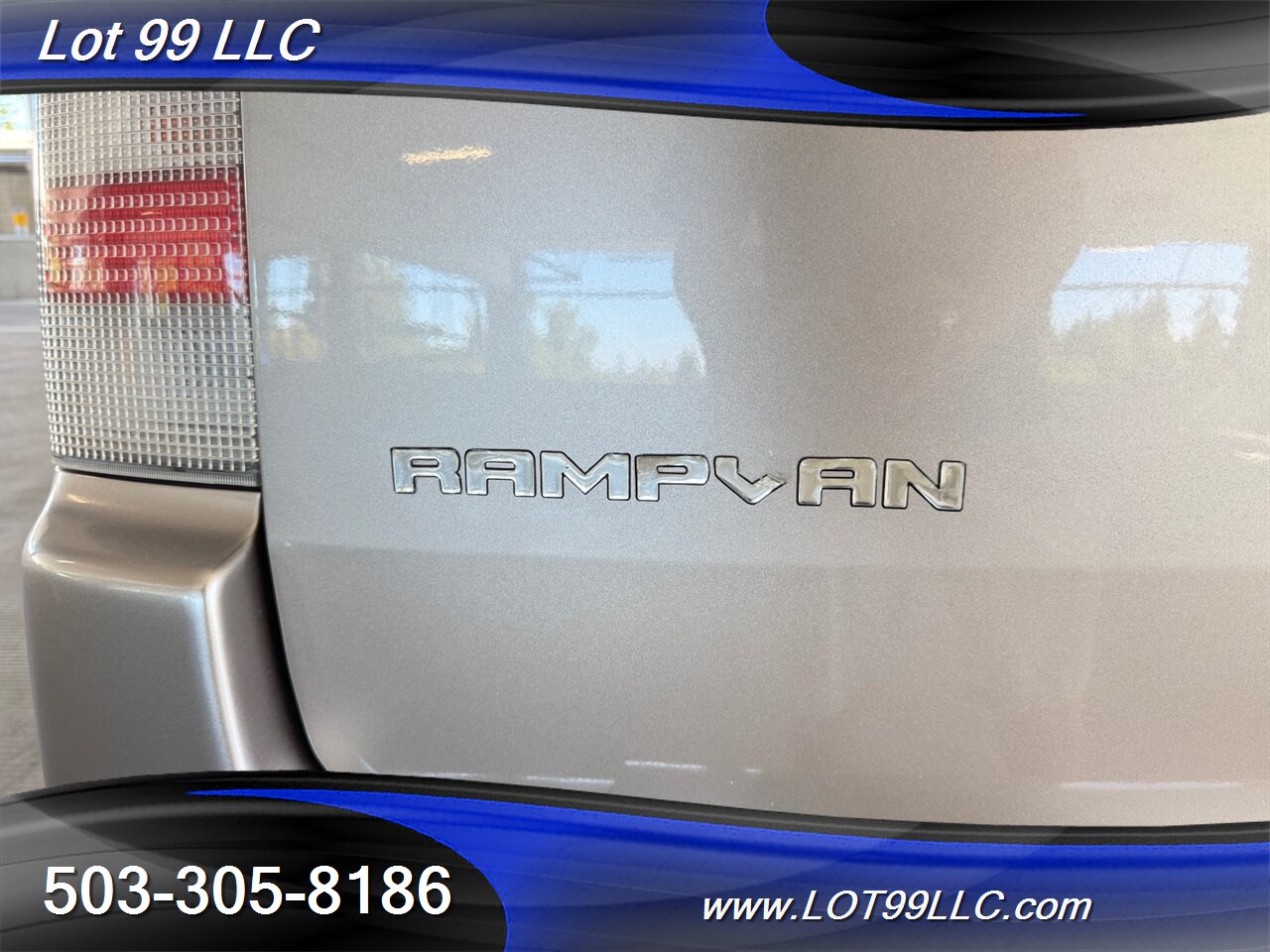 2005 Scion xB 81k  31MPG WHEELCHAIR VAN B&D TURN TRANSFER SEAT  POWER Rear Ramp 31mpg Rampvan New Tires - Photo 56 - Milwaukie, OR 97267
