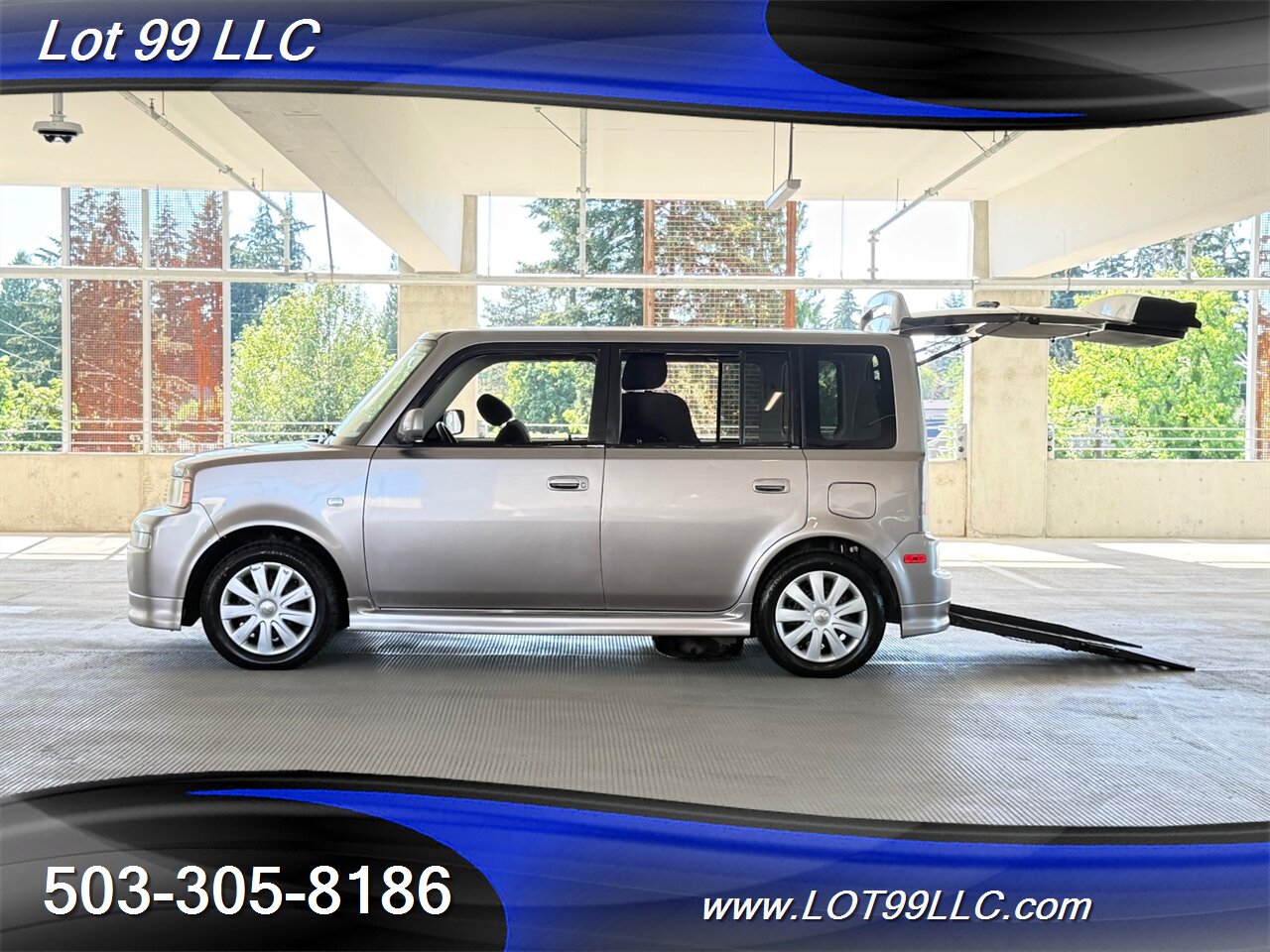 2005 Scion xB 81k  31MPG WHEELCHAIR VAN B&D TURN TRANSFER SEAT  POWER Rear Ramp 31mpg Rampvan New Tires - Photo 1 - Milwaukie, OR 97267