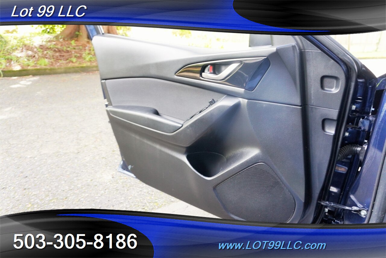 2016 Mazda MAZDA3 i Touring 2.0L Auto GPS Moon Roof GPS NEW TIRES  Premium Wheels NEW TIRES - Photo 26 - Milwaukie, OR 97267