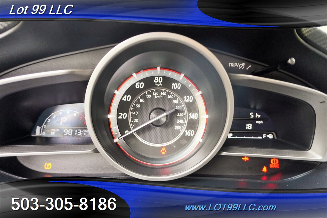 2016 Mazda MAZDA3 i Touring 2.0L Auto GPS Moon Roof GPS NEW TIRES  Premium Wheels NEW TIRES - Photo 20 - Milwaukie, OR 97267