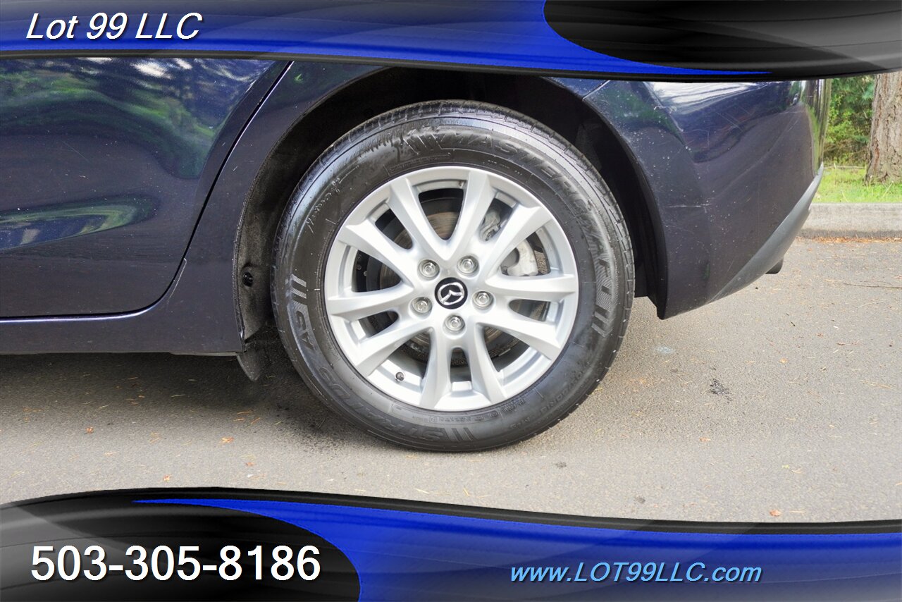 2016 Mazda MAZDA3 i Touring 2.0L Auto GPS Moon Roof GPS NEW TIRES  Premium Wheels NEW TIRES - Photo 3 - Milwaukie, OR 97267