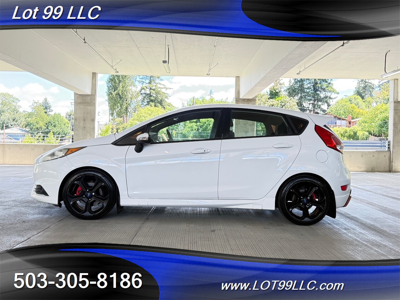 2014 Ford Fiesta ST 6 Speed Manual EcoBoost 1.6L Turbo I4 197hp 35MPG - Photo 1 - Milwaukie, OR 97267