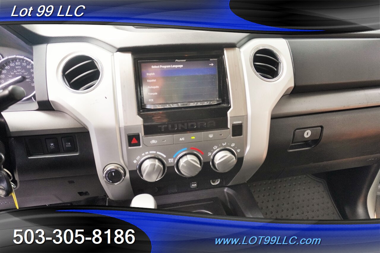 2015 Toyota Tundra SR5 4x4 CREWMAX V8 5.7L Auto Short Bed  Premium Wheels Newer Tires 1OWNER NO RUST - Photo 25 - Milwaukie, OR 97267