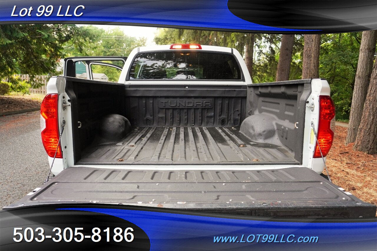 2015 Toyota Tundra SR5 4x4 CREWMAX V8 5.7L Auto Short Bed  Premium Wheels Newer Tires 1OWNER NO RUST - Photo 14 - Milwaukie, OR 97267