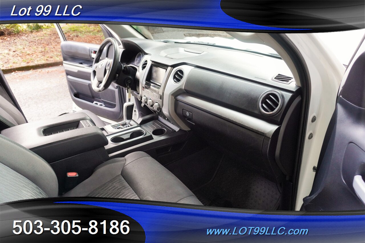 2015 Toyota Tundra SR5 4x4 CREWMAX V8 5.7L Auto Short Bed  Premium Wheels Newer Tires 1OWNER NO RUST - Photo 16 - Milwaukie, OR 97267