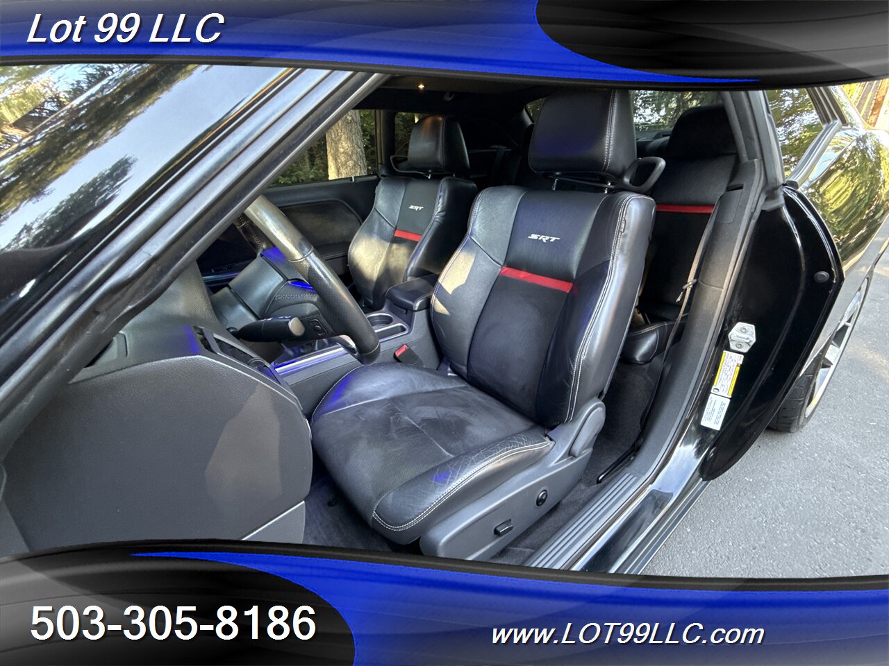 2012 Dodge Challenger SRT8 392 **56k Miles** 6 Speed Manual Moonroof   - Photo 3 - Milwaukie, OR 97267