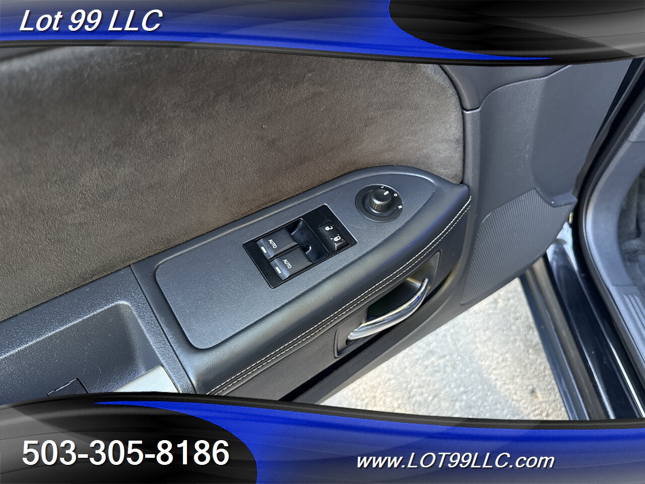2012 Dodge Challenger SRT8 392 **56k Miles** 6 Speed Manual Moonroof   - Photo 28 - Milwaukie, OR 97267