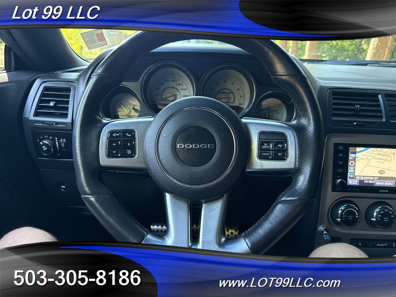 2012 Dodge Challenger SRT8 392 **56k Miles** 6 Speed Manual Moonroof   - Photo 16 - Milwaukie, OR 97267