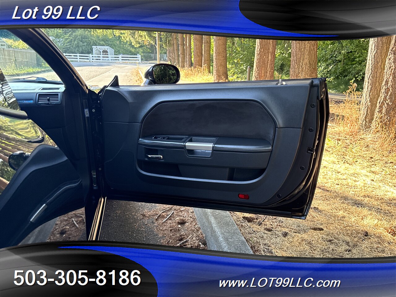2012 Dodge Challenger SRT8 392 **56k Miles** 6 Speed Manual Moonroof   - Photo 34 - Milwaukie, OR 97267