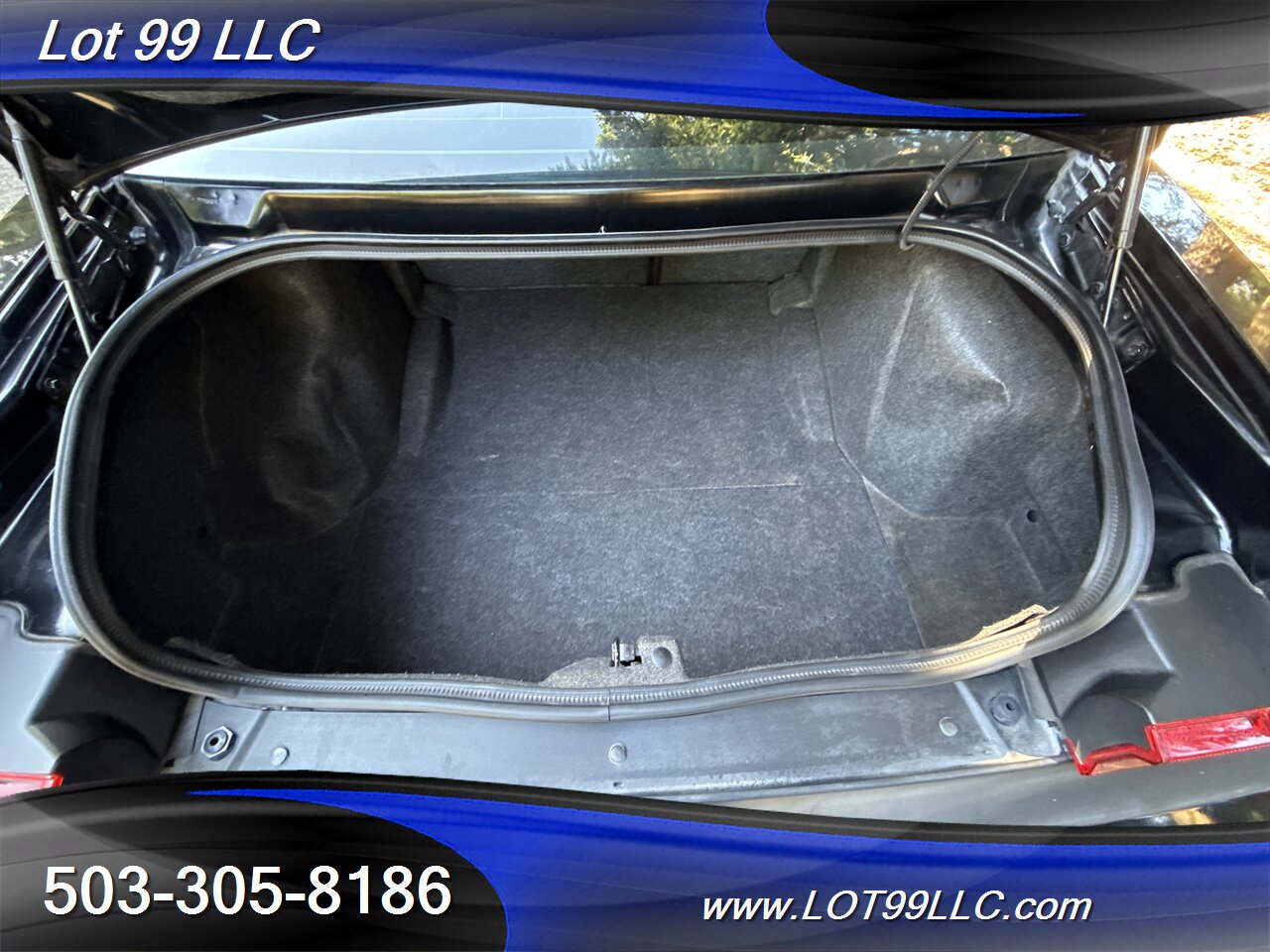 2012 Dodge Challenger SRT8 392 **56k Miles** 6 Speed Manual Moonroof   - Photo 20 - Milwaukie, OR 97267