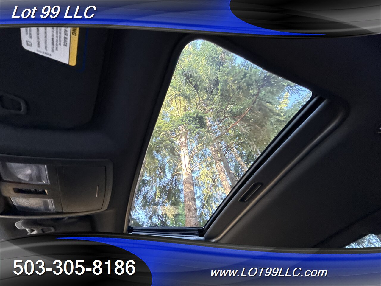 2012 Dodge Challenger SRT8 392 **56k Miles** 6 Speed Manual Moonroof   - Photo 33 - Milwaukie, OR 97267