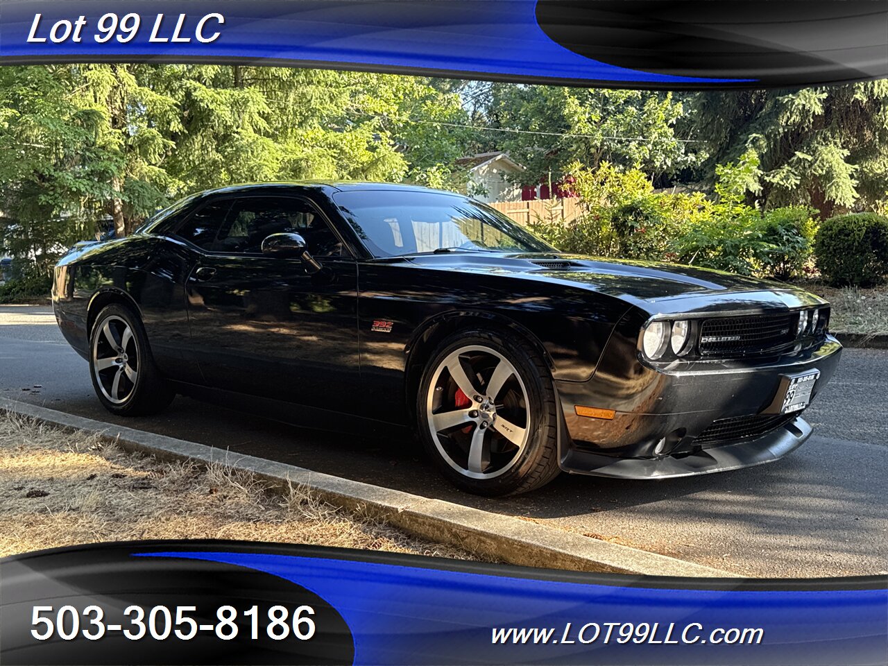 2012 Dodge Challenger SRT8 392 **56k Miles** 6 Speed Manual Moonroof   - Photo 9 - Milwaukie, OR 97267
