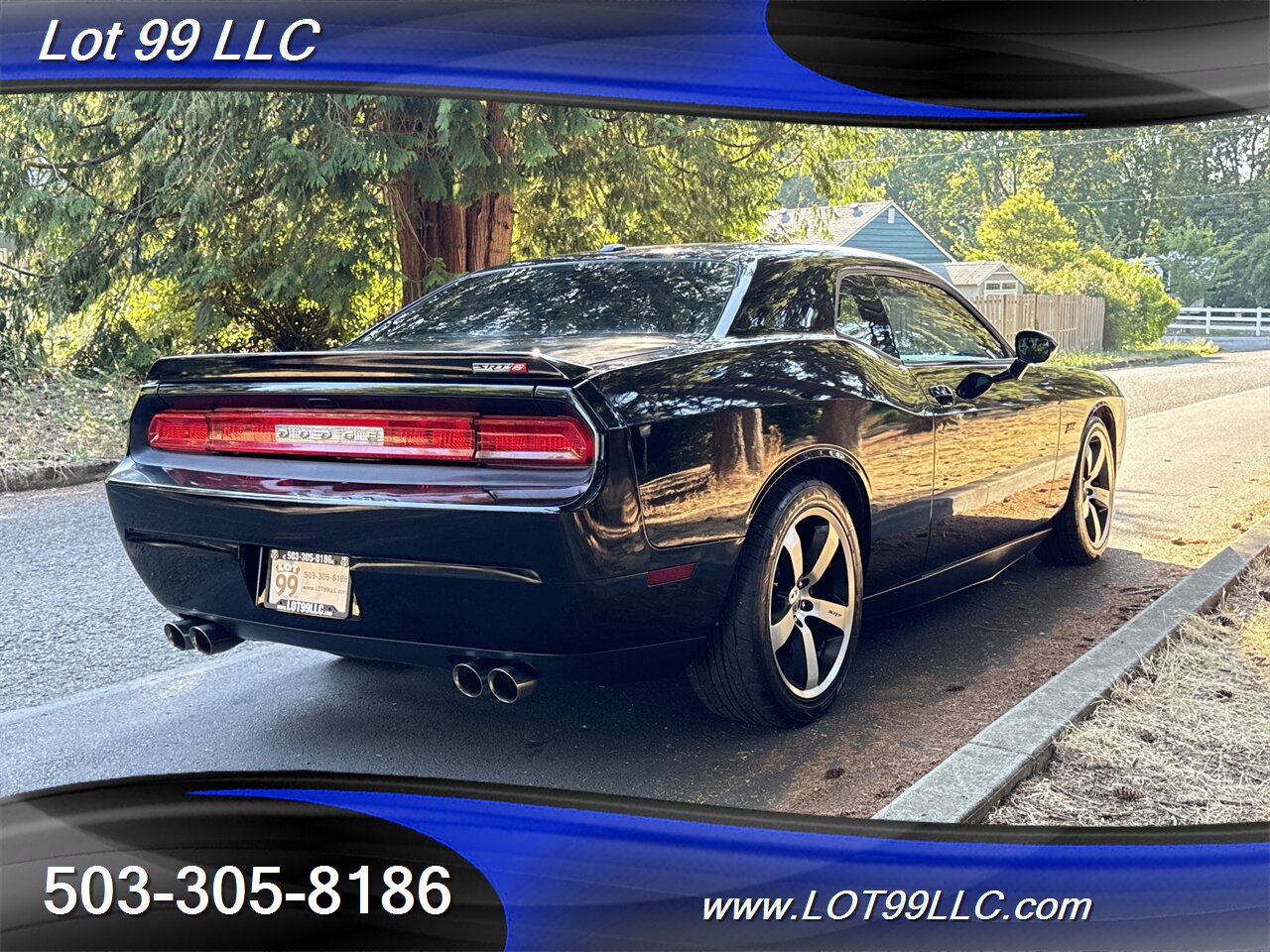 2012 Dodge Challenger SRT8 392 **56k Miles** 6 Speed Manual Moonroof   - Photo 11 - Milwaukie, OR 97267