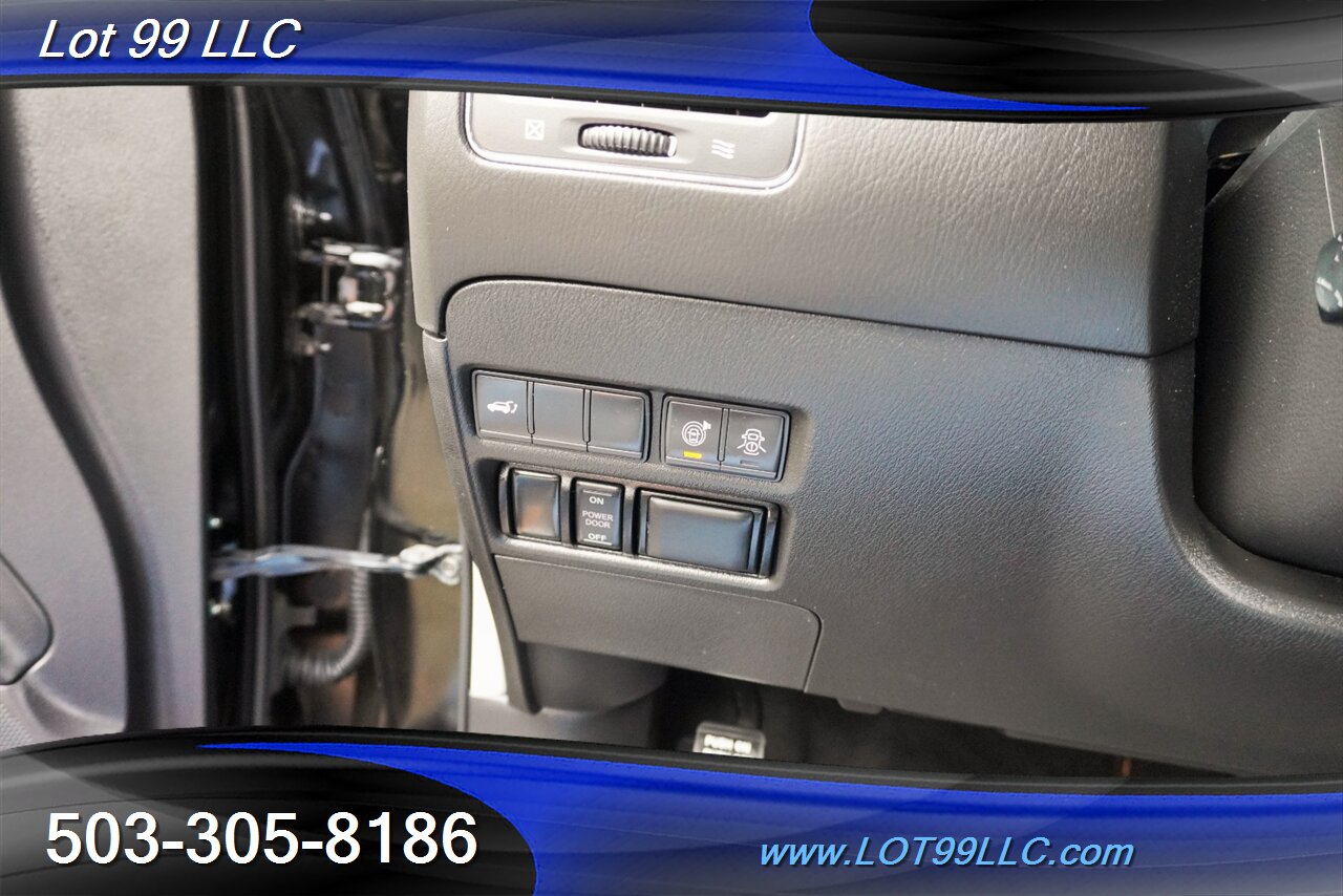 2020 Nissan Armada SL 4x4 V8 5.6L Auto Heated Leather Seats GPS Moon  Roof 3 ROW SEATING Premium Wheels Newer Tires 2 OWNERS - Photo 29 - Milwaukie, OR 97267