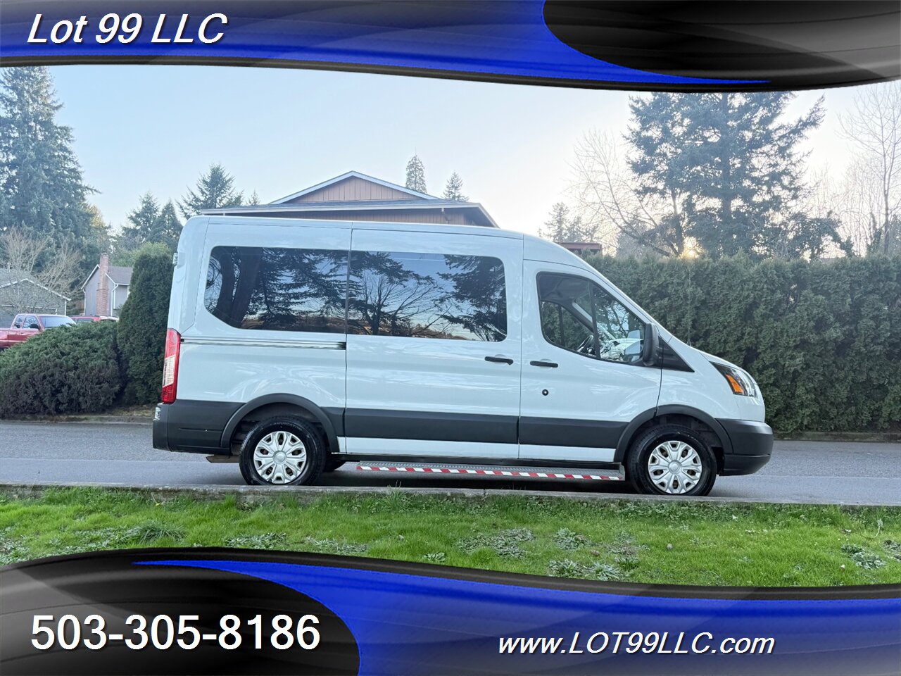 2018 Ford Transit Mid Roof 87k ** WHEELCHAIR VAN ** NEW TIRES 34 "  Rear Lift 3 Passenger 1-Owner  Interlock Flooring - Photo 10 - Milwaukie, OR 97267