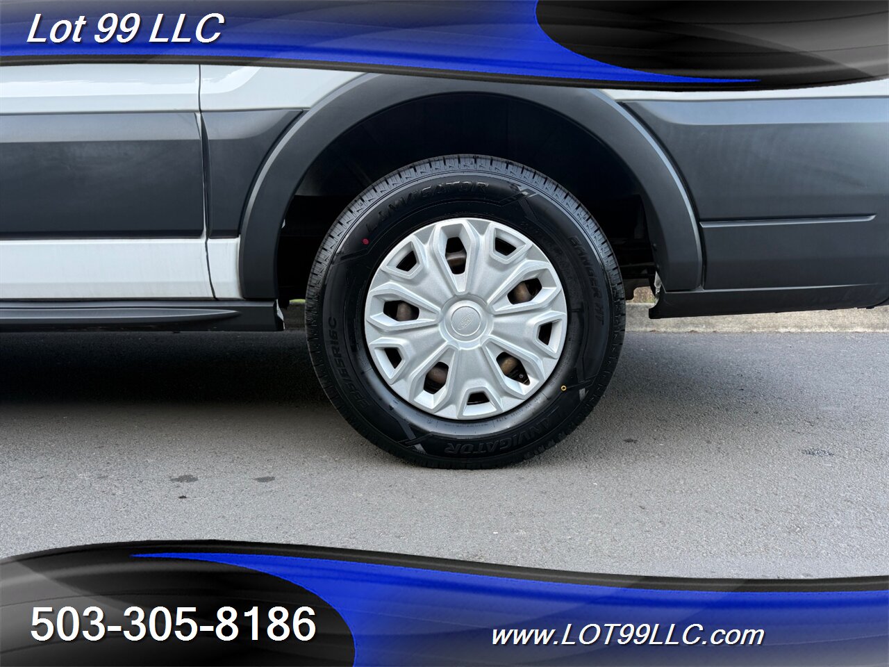 2018 Ford Transit Mid Roof 87k ** WHEELCHAIR VAN ** NEW TIRES 34 "  Rear Lift 3 Passenger 1-Owner  Interlock Flooring - Photo 61 - Milwaukie, OR 97267