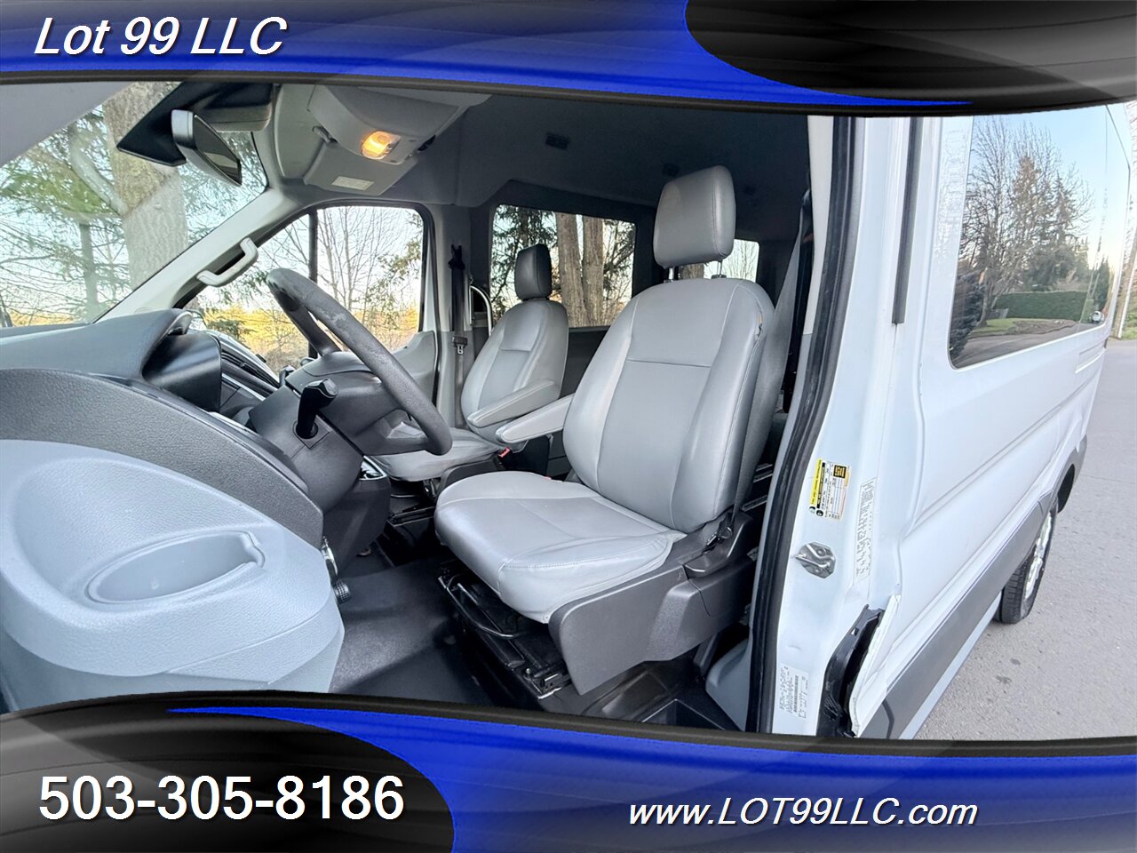 2018 Ford Transit Mid Roof 87k ** WHEELCHAIR VAN ** NEW TIRES 34 "  Rear Lift 3 Passenger 1-Owner  Interlock Flooring - Photo 47 - Milwaukie, OR 97267