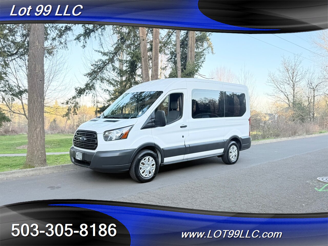 2018 Ford Transit Mid Roof 87k ** WHEELCHAIR VAN ** NEW TIRES 34 "  Rear Lift 3 Passenger 1-Owner  Interlock Flooring - Photo 7 - Milwaukie, OR 97267