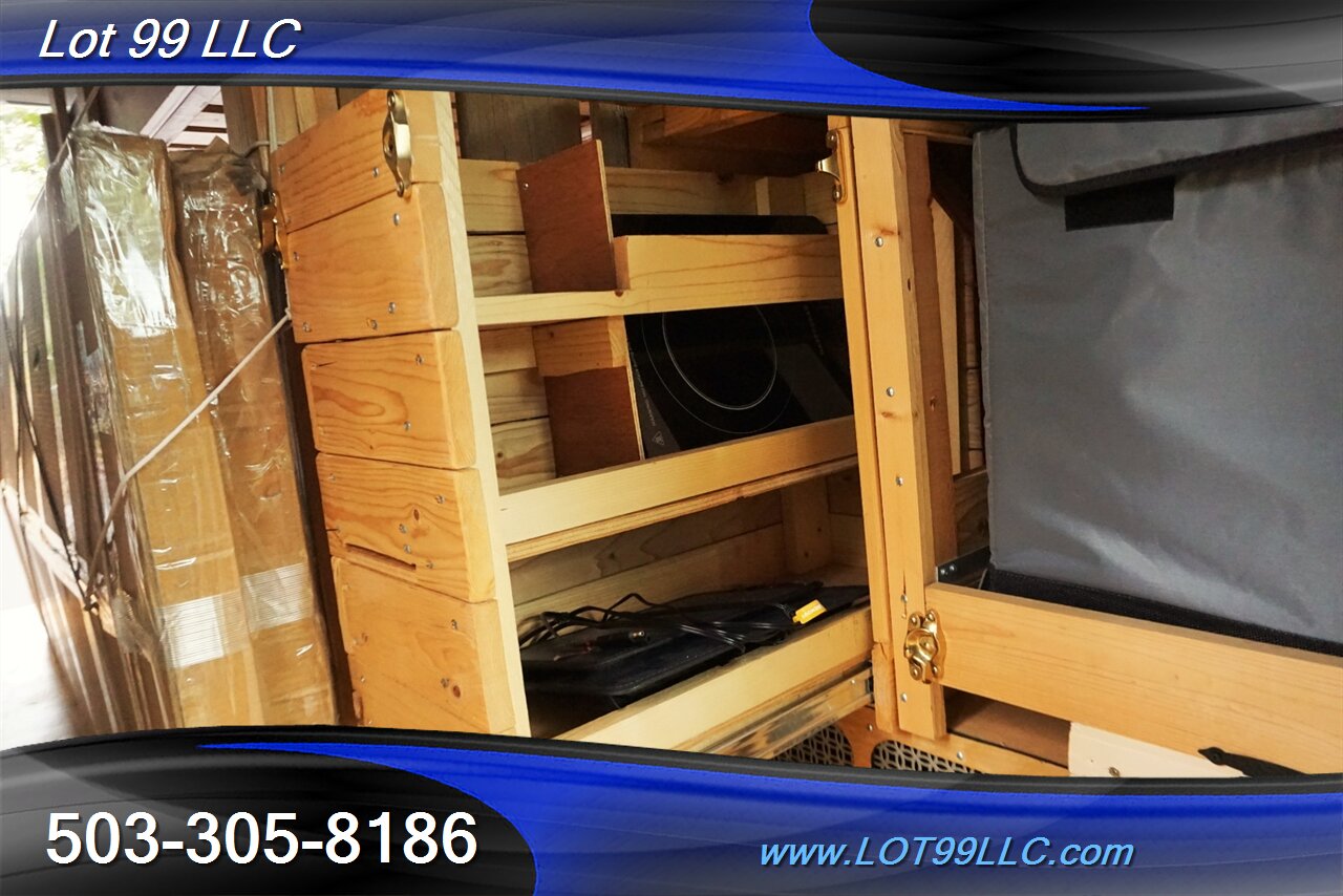 2012 Ford E-350 SD XLT V8 5.4L RV Conversion Bed High Roof   - Photo 21 - Milwaukie, OR 97267