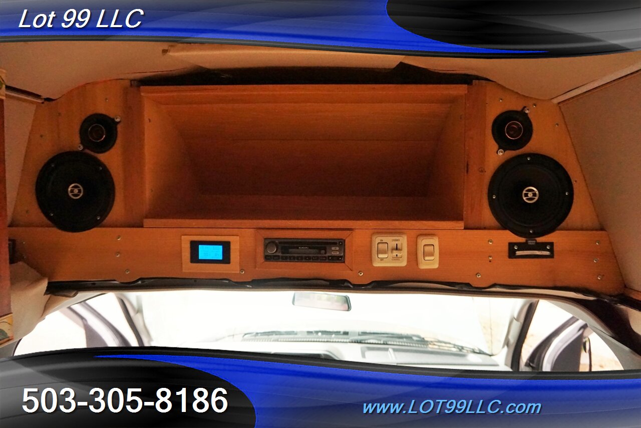 2012 Ford E-350 SD XLT V8 5.4L RV Conversion Bed High Roof   - Photo 24 - Milwaukie, OR 97267