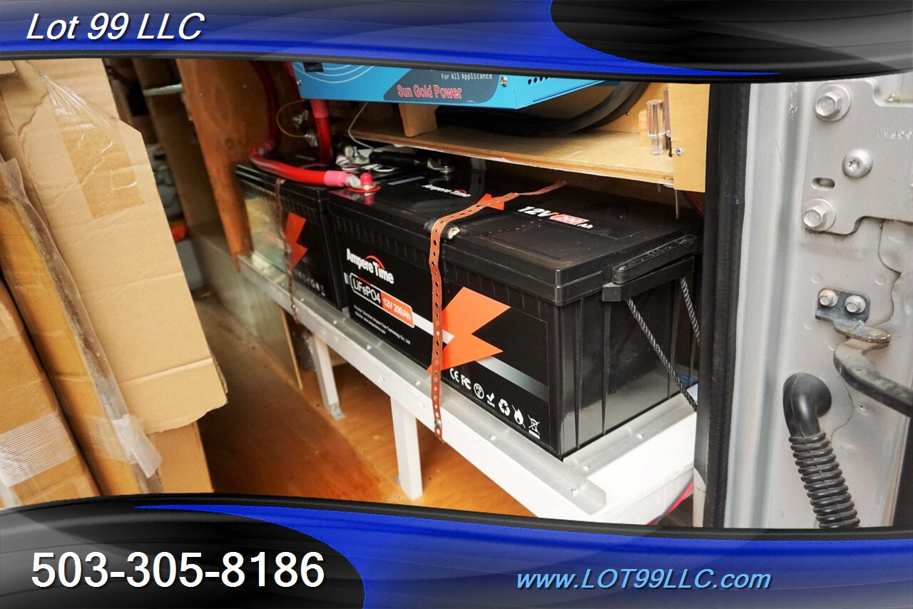 2012 Ford E-350 SD XLT V8 5.4L RV Conversion Bed High Roof   - Photo 19 - Milwaukie, OR 97267