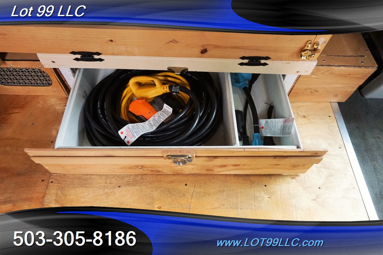 2012 Ford E-350 SD XLT V8 5.4L RV Conversion Bed High Roof   - Photo 22 - Milwaukie, OR 97267