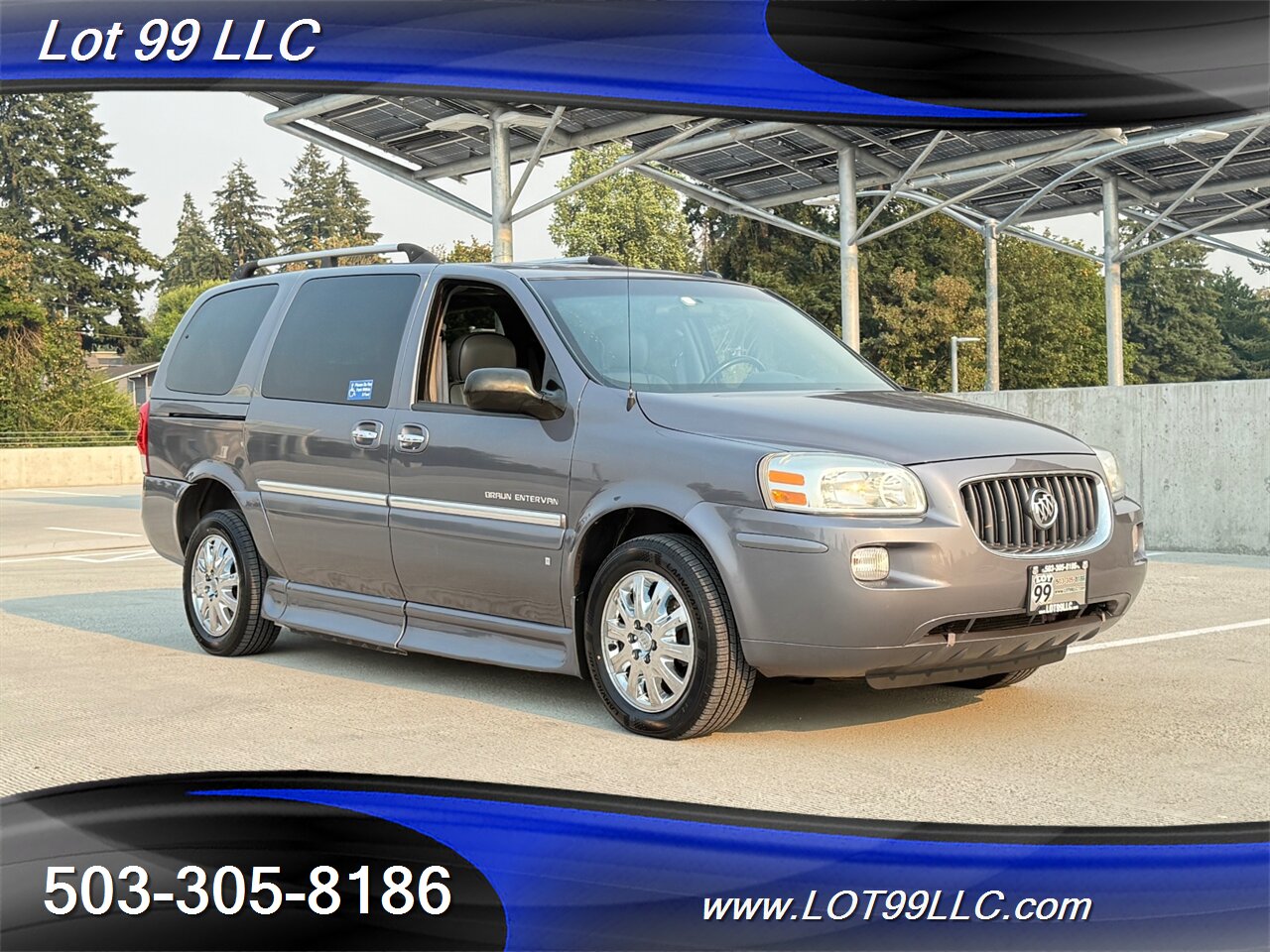 2007 Buick Terraza CXL 124K WHEELCHAIR VAN Power Side Ramp Leather  NEW TIRES Overhead DVD Entertainment - Photo 12 - Milwaukie, OR 97267
