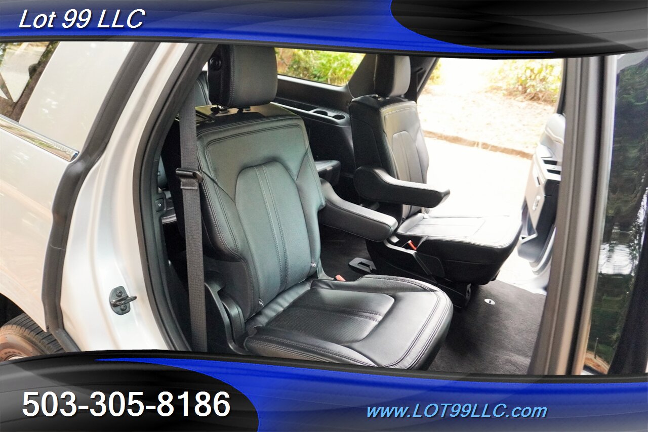 2019 Ford Expedition Limited 4X4 V6 3.5L Ecoboost Heated AC Leather Seats Pano Roof Captain Seats Premium Wheels Newer Tires 1 OWNER - Photo 19 - Milwaukie, OR 97267
