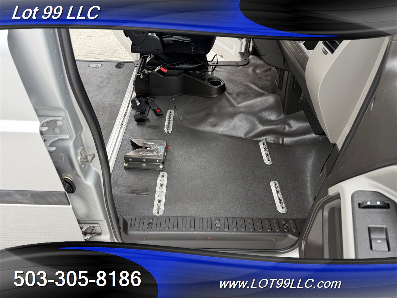 2012 Am General MV-1 WHEELCHAIR VAN  81k Miles NEW TIRES   - Photo 14 - Milwaukie, OR 97267