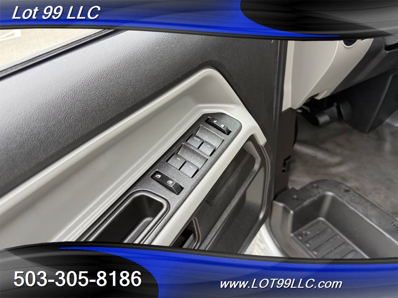 2012 Am General MV-1 WHEELCHAIR VAN  81k Miles NEW TIRES   - Photo 36 - Milwaukie, OR 97267