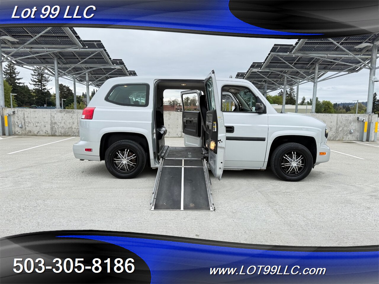 2012 Am General MV-1 WHEELCHAIR VAN  81k Miles NEW TIRES   - Photo 1 - Milwaukie, OR 97267