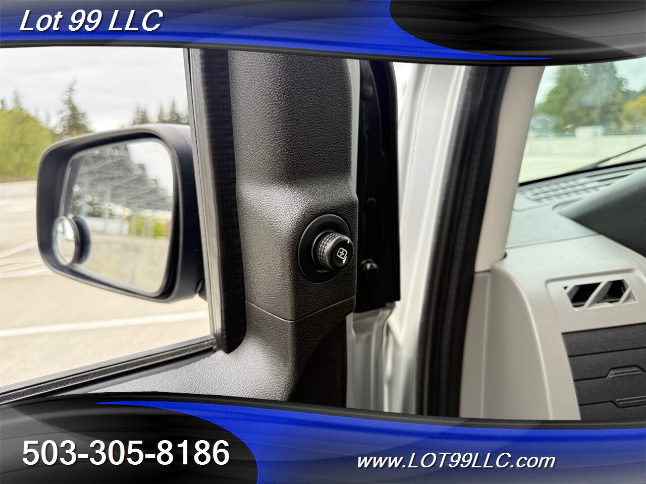 2012 Am General MV-1 WHEELCHAIR VAN  81k Miles NEW TIRES   - Photo 35 - Milwaukie, OR 97267