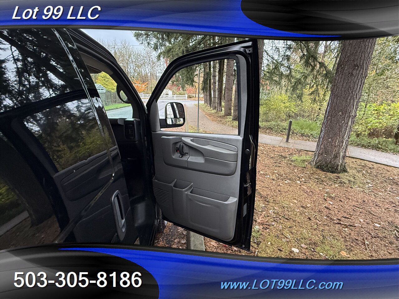 2015 Chevrolet Express 2500 1-Owner CARGO VAN 110 Inverter Shelves   - Photo 43 - Milwaukie, OR 97267