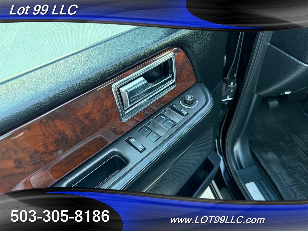 2017 Lincoln Navigator L Select 4x4 60k Miles 3rd Row Htd-Cld Leather  Roof Captain Quad Buckets 7 Passenger Power 3rd Row - Photo 24 - Milwaukie, OR 97267