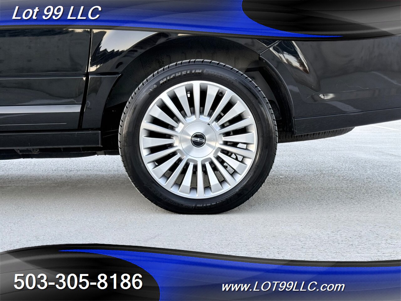 2017 Lincoln Navigator L Select 4x4 60k Miles 3rd Row Htd-Cld Leather  Roof Captain Quad Buckets 7 Passenger Power 3rd Row - Photo 12 - Milwaukie, OR 97267